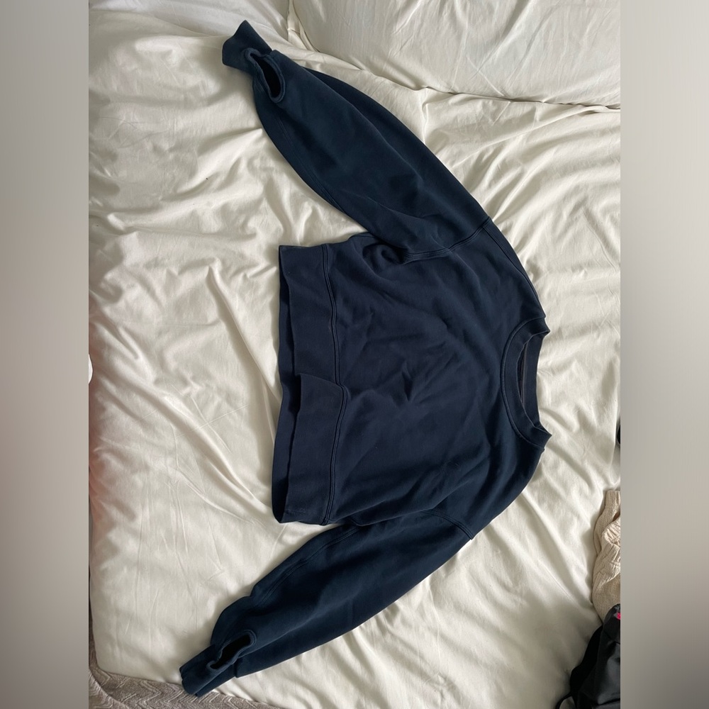 Lululemon cropped crewneck